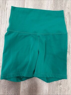 90 Degree by Reflex - Green Shorts - Size Medium